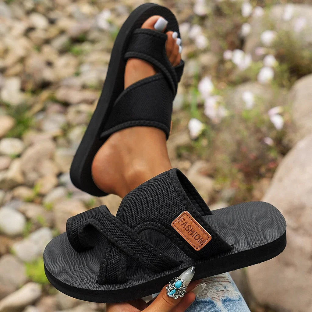Black / 12