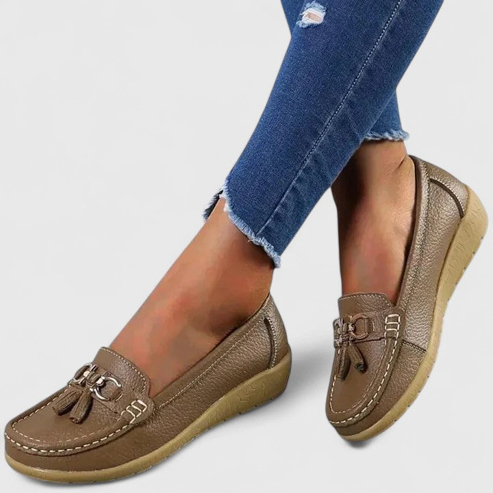 Brown / 12