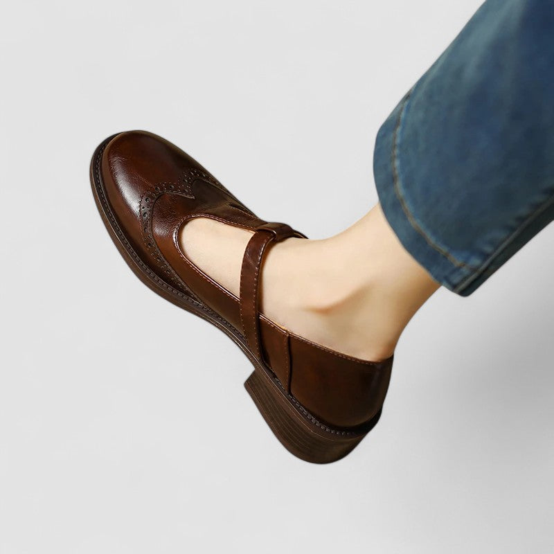 Brown / 12