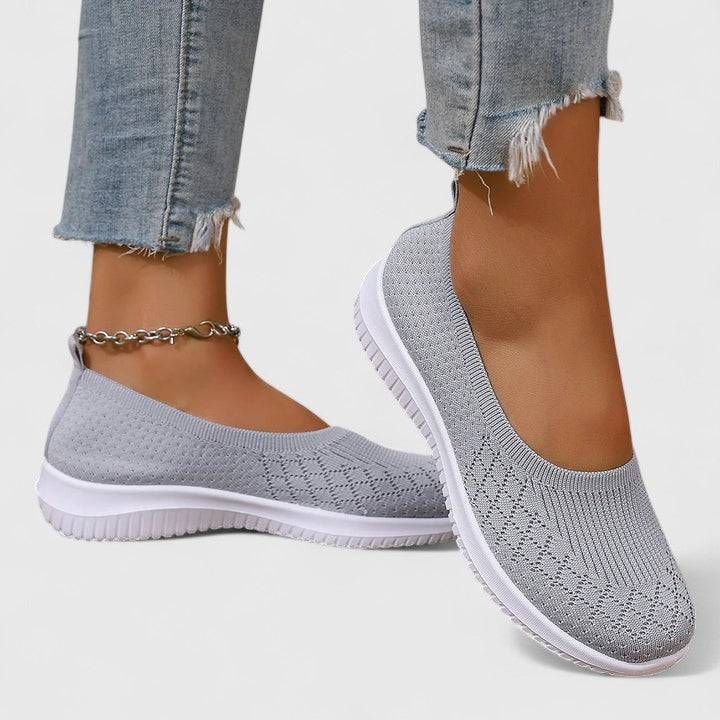 Gray / 12