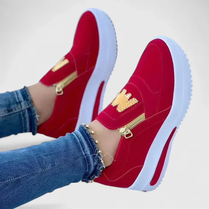 Red / 7 US | 38 EU