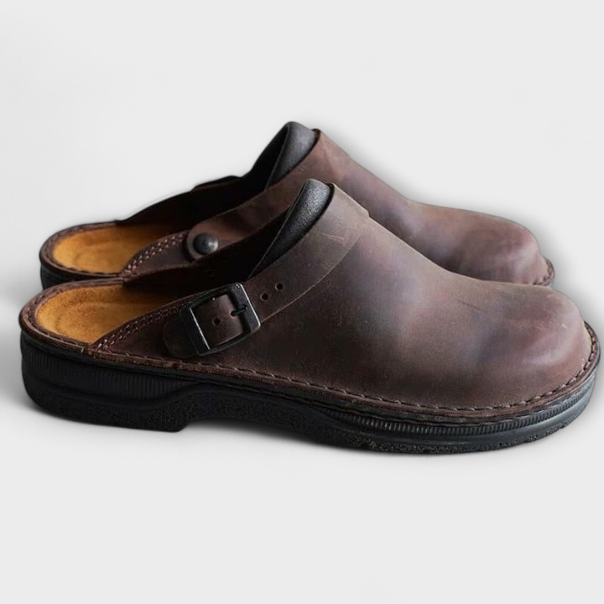 Brown / 12