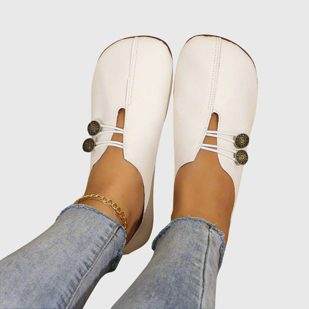White / 12