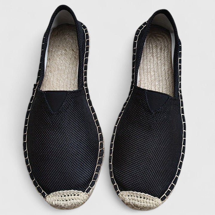 Black / 12