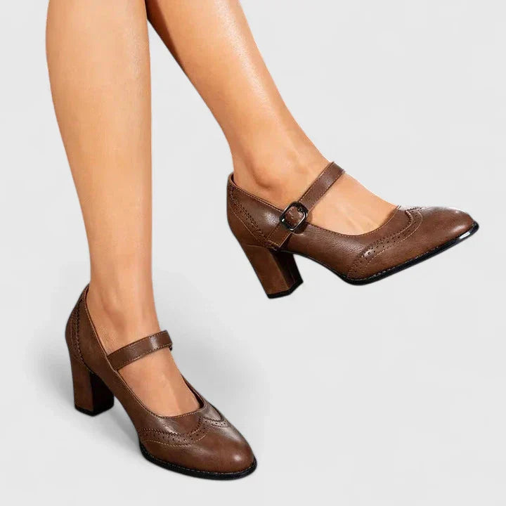 Brown / 12