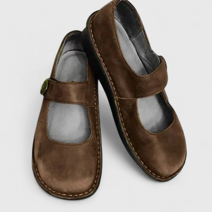 Brown / 11 US | 42 EU